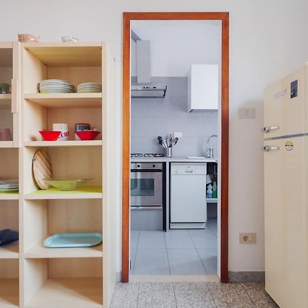 Bright&Cozy C5 Fiera Apartment Болоня Екстериор снимка